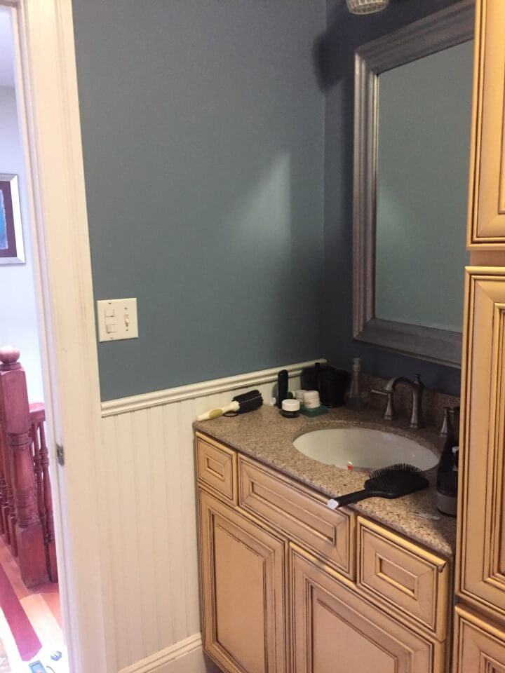 bathroom-renovation-before-03